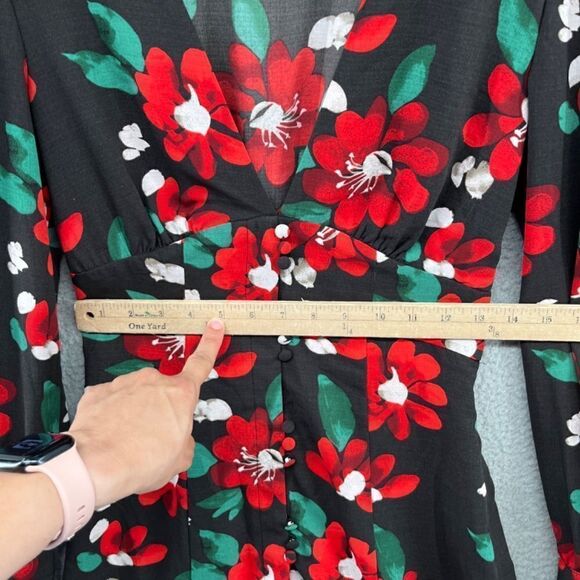 Urban Outfitters Michelle Plunging Floral Long Sleeve Mini Dress Red Flowers - Picture 6 of 12